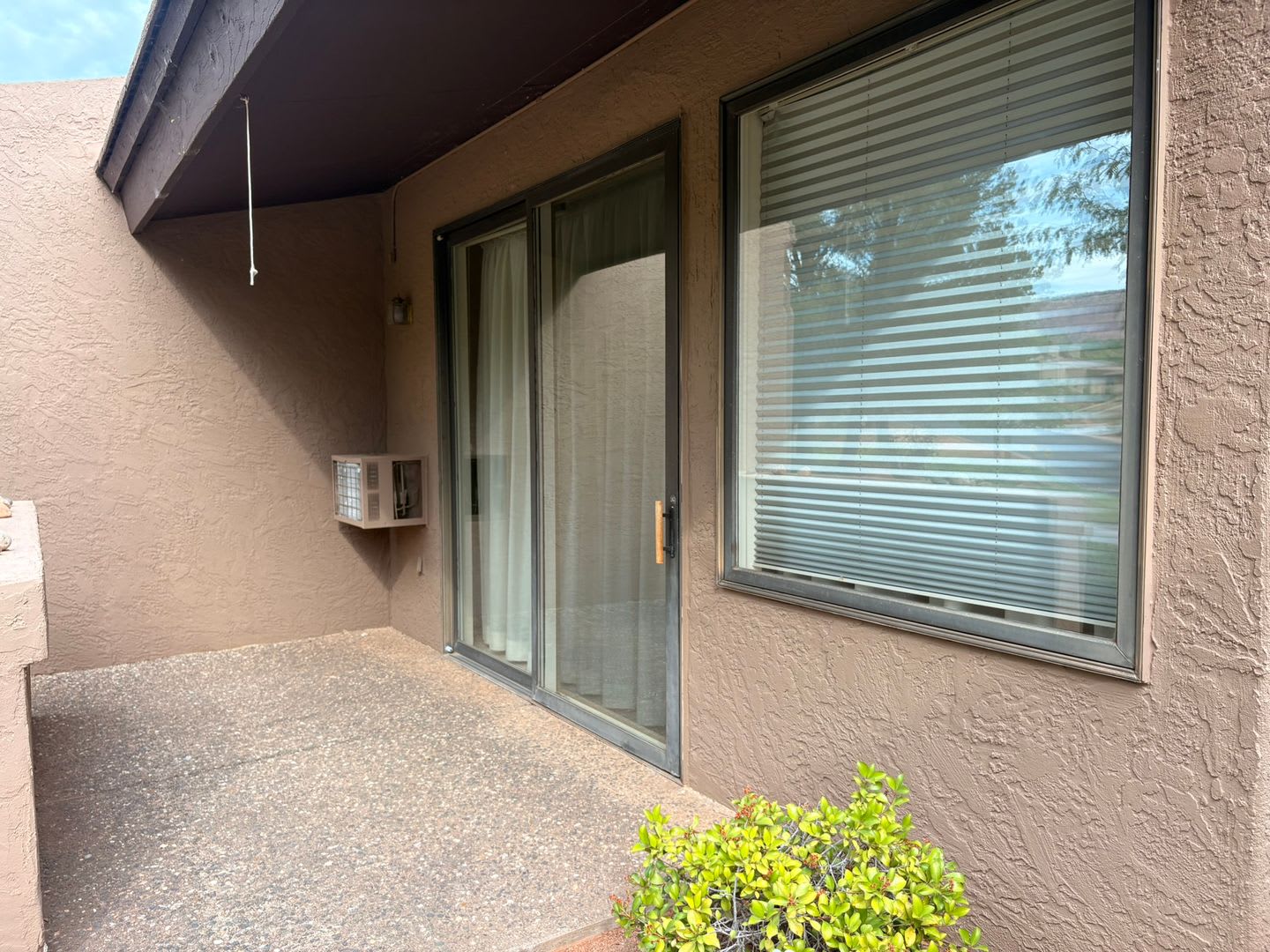 TOWNHOME – photo 3