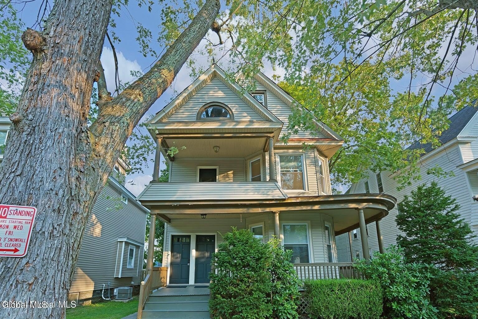1144 Glenwood Boulevard – photo 2
