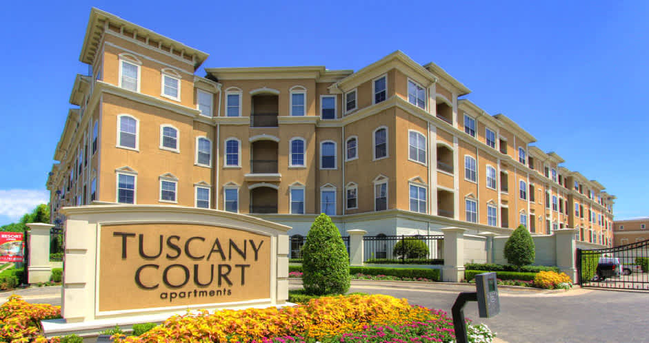 Tuscany Court Apartments – photo 3