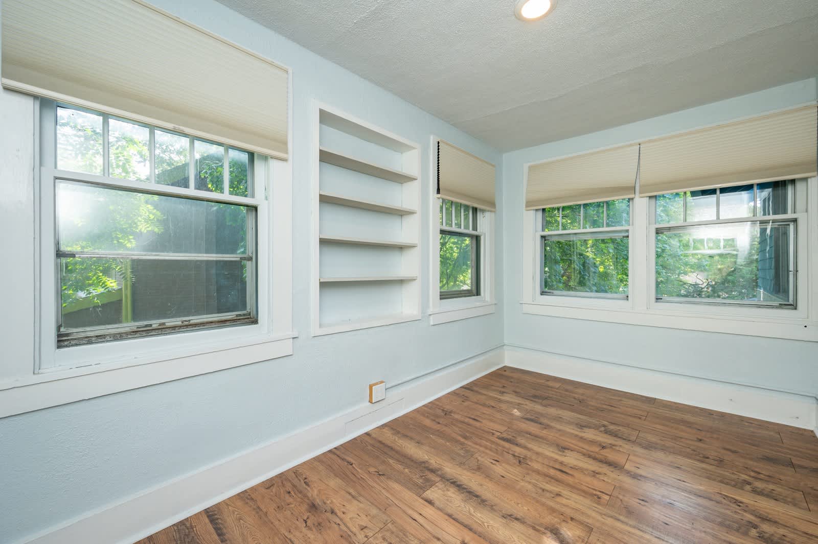 822 7th St – photo 4