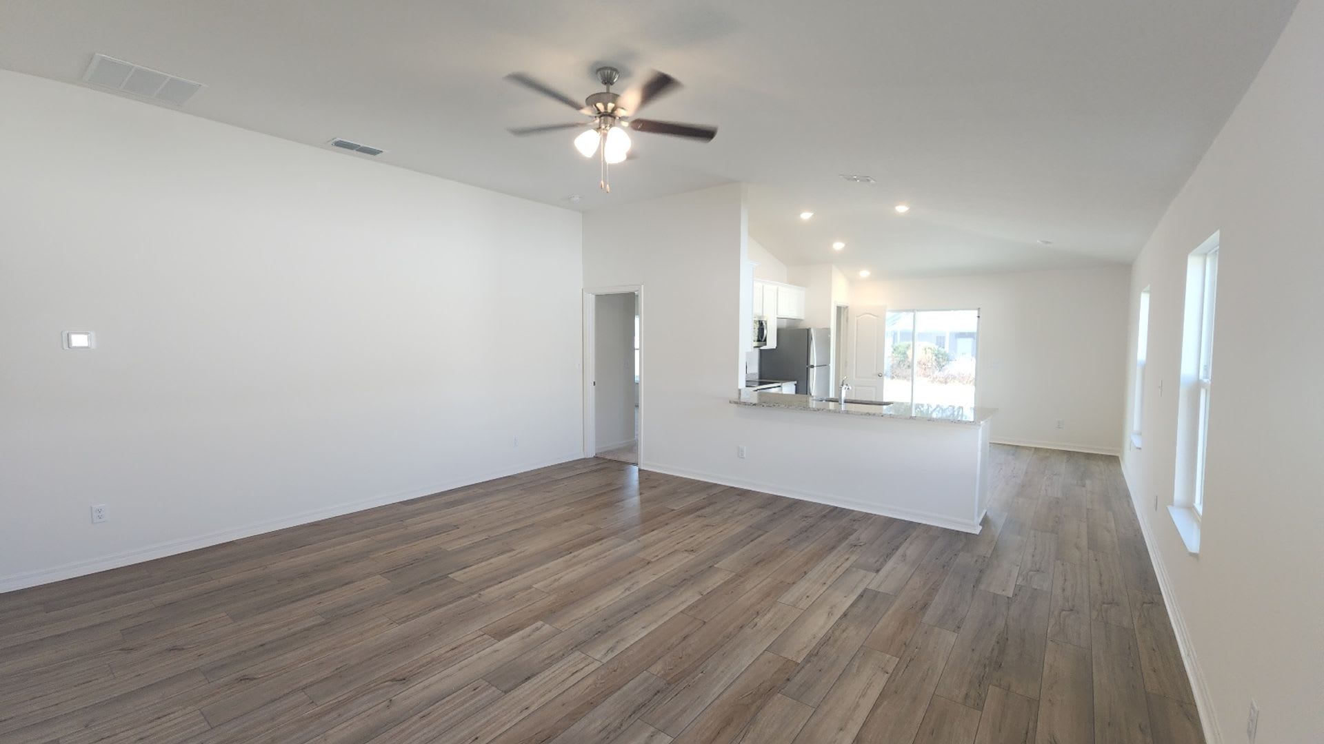 Newer Construction 3 Bed 2 Bath Home With 2 Car Garage Nestled Right In Palm Coast Minutes From Shopping And Dining – photo 5