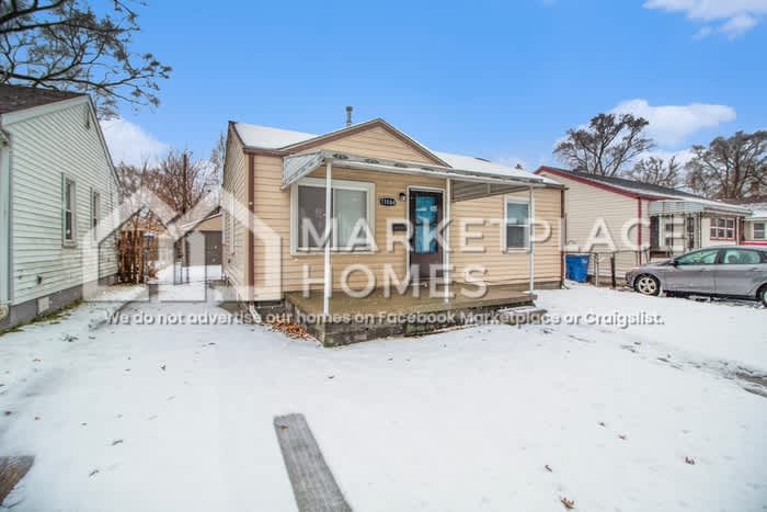 11084 Packard Ave – photo 3