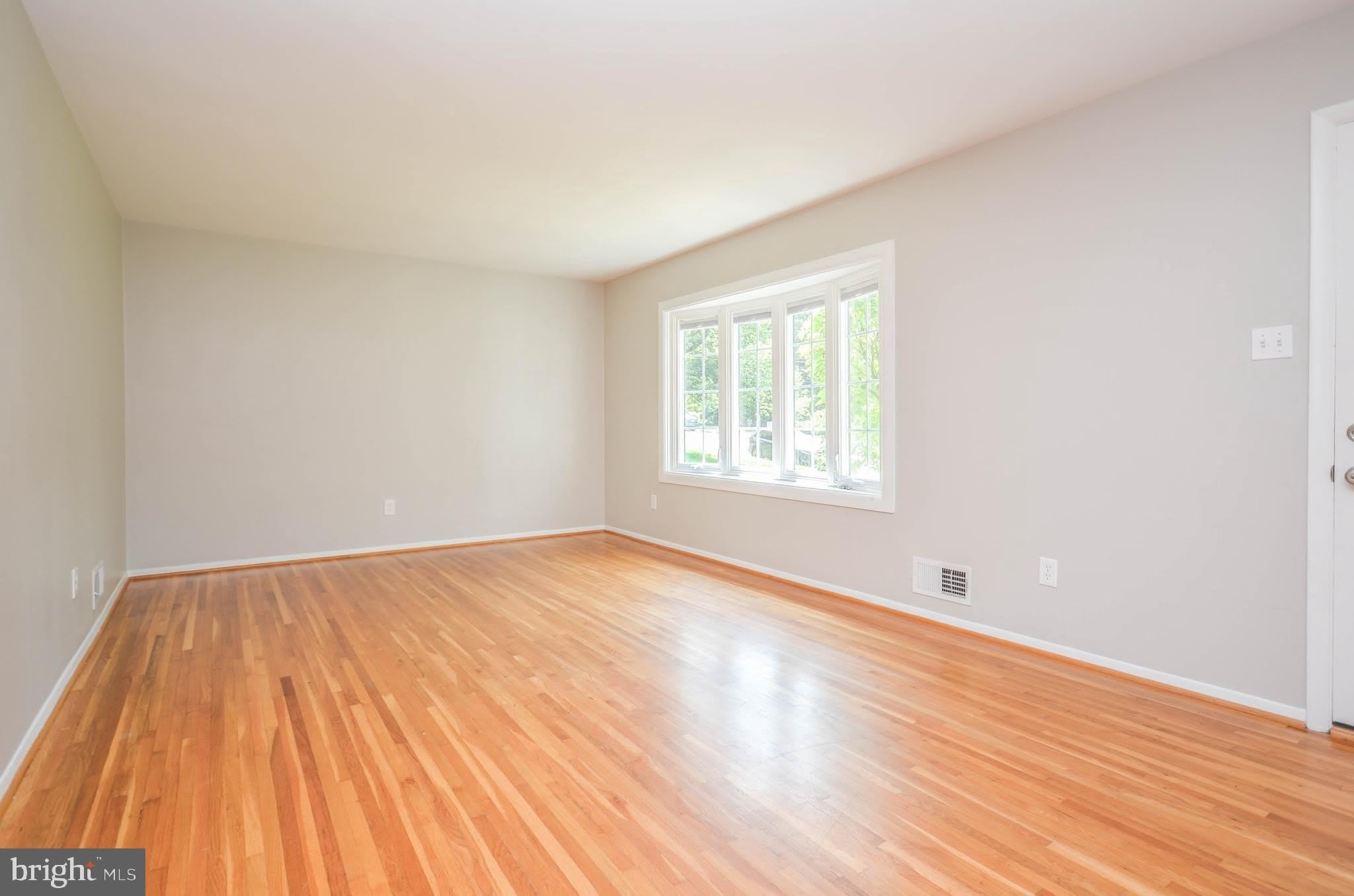 4805 WILLET Drive – photo 5