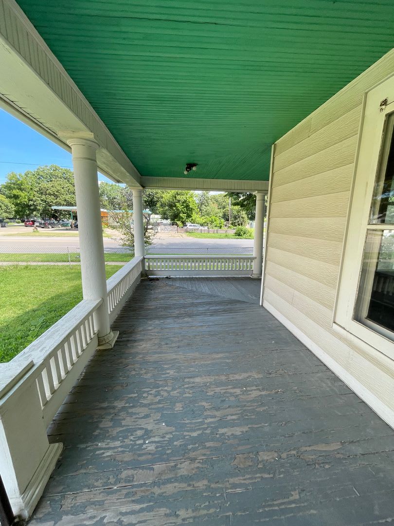 615 E 6Th Ave In Emporia Ks 66801 – photo 3