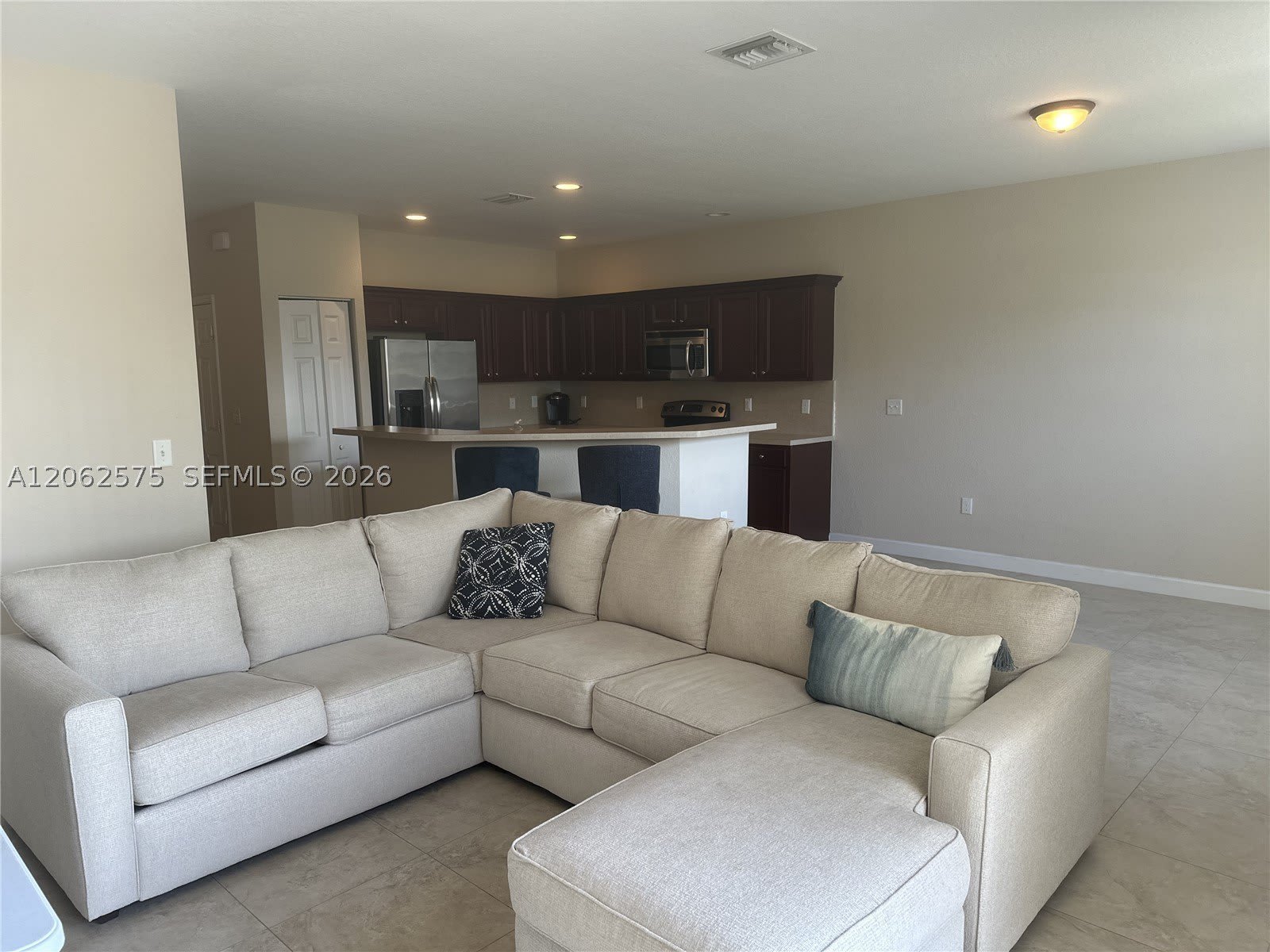 1015 NE 208th St – photo 5