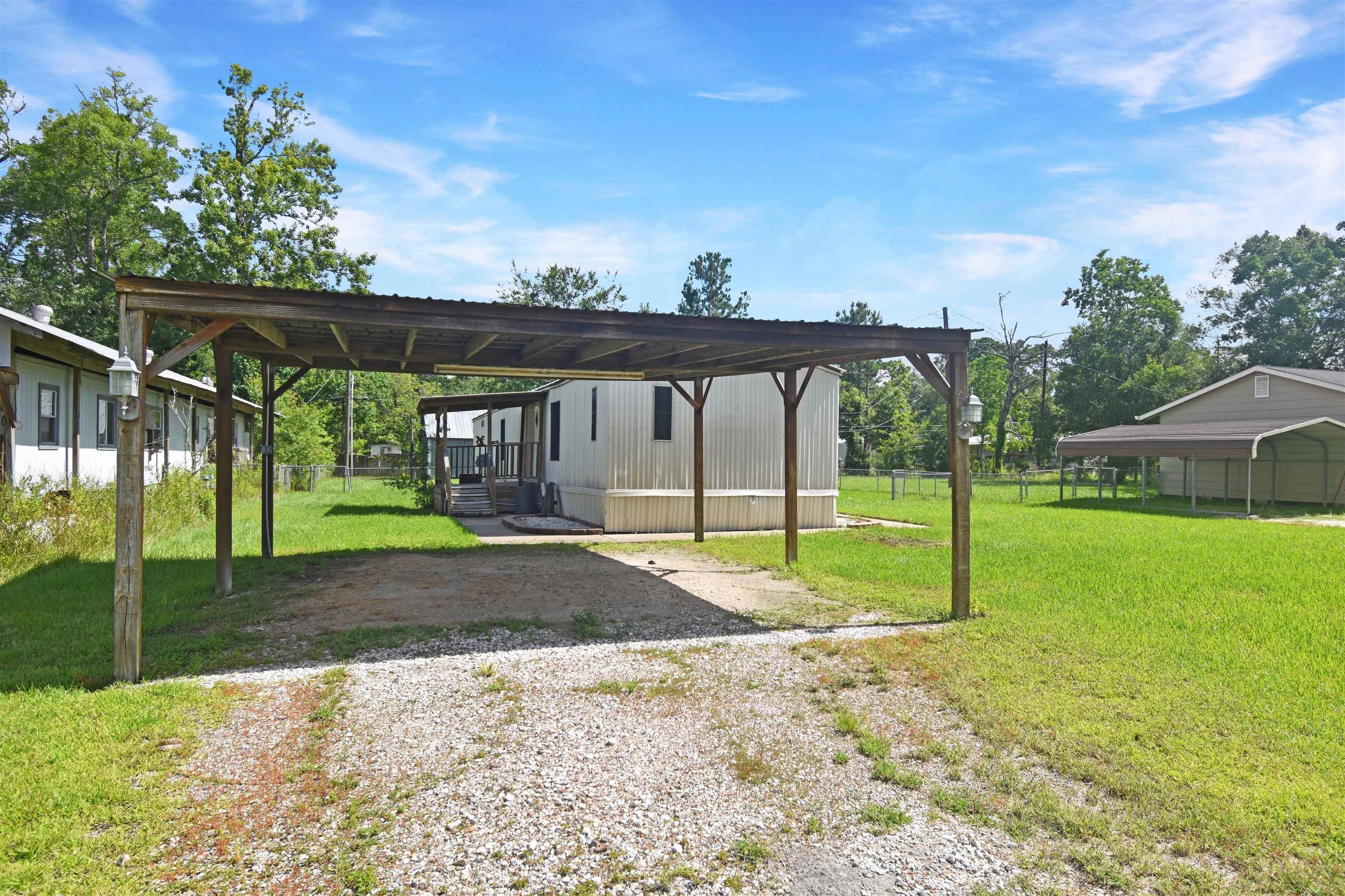 8707 Dogwood – photo 1