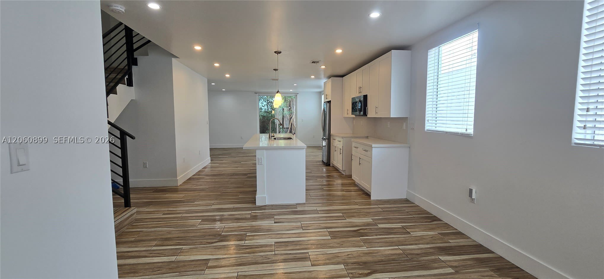 3675 Thomas Ave – photo 5
