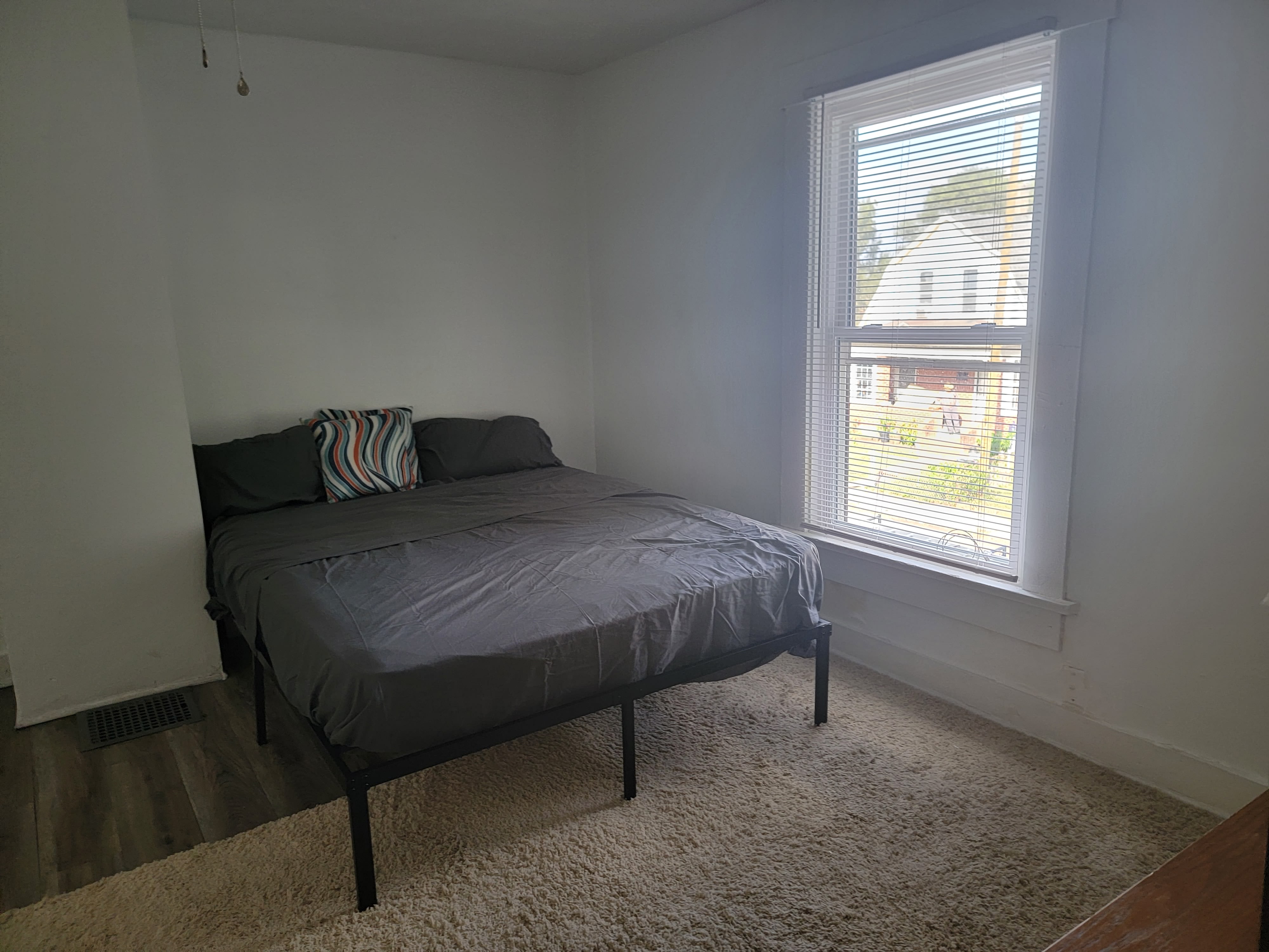 47 Burlington Avenue – photo 3