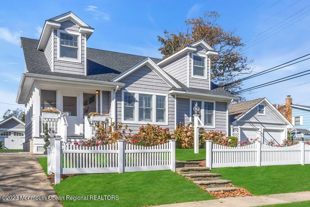 303 B Street – photo 1