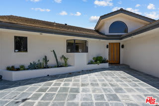 3665 Alta Mesa Drive – photo 2