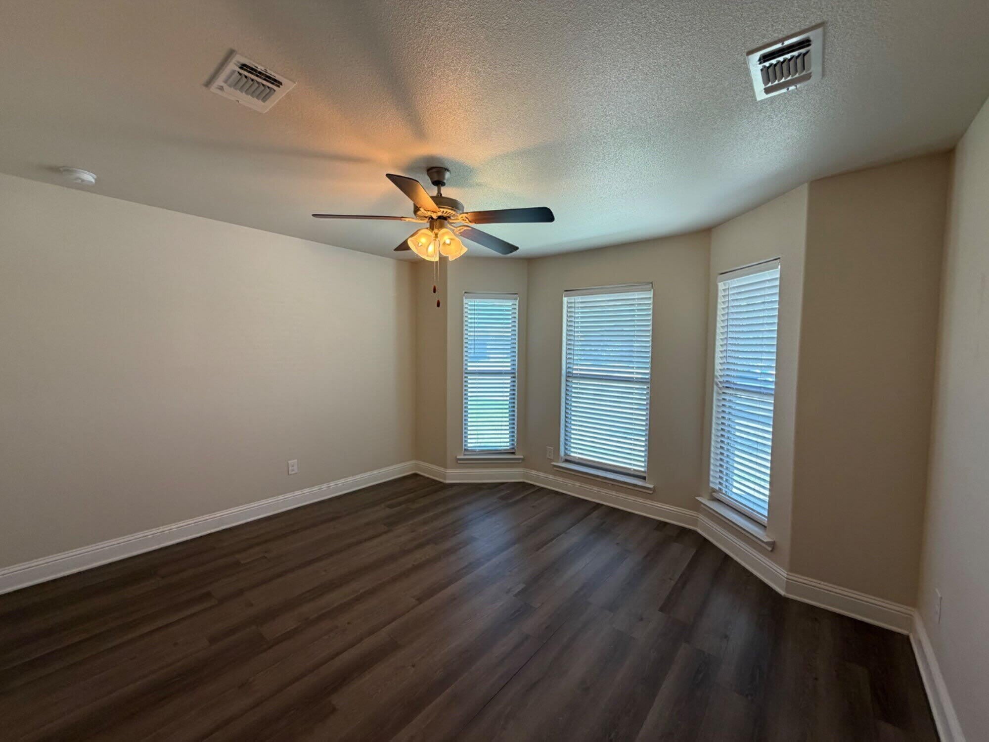 7114 36th Street – photo 3