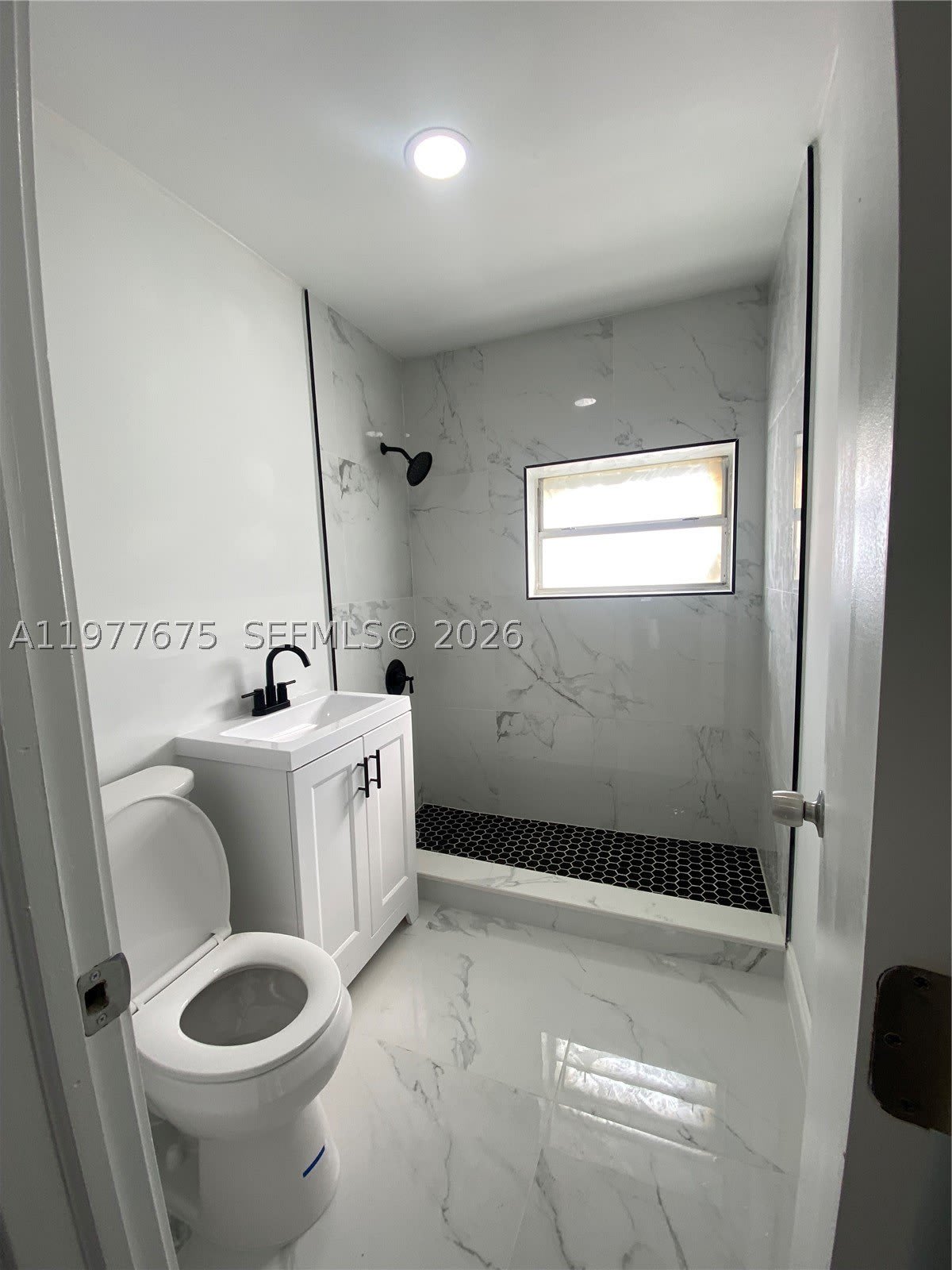 894 NW 108th St – photo 3