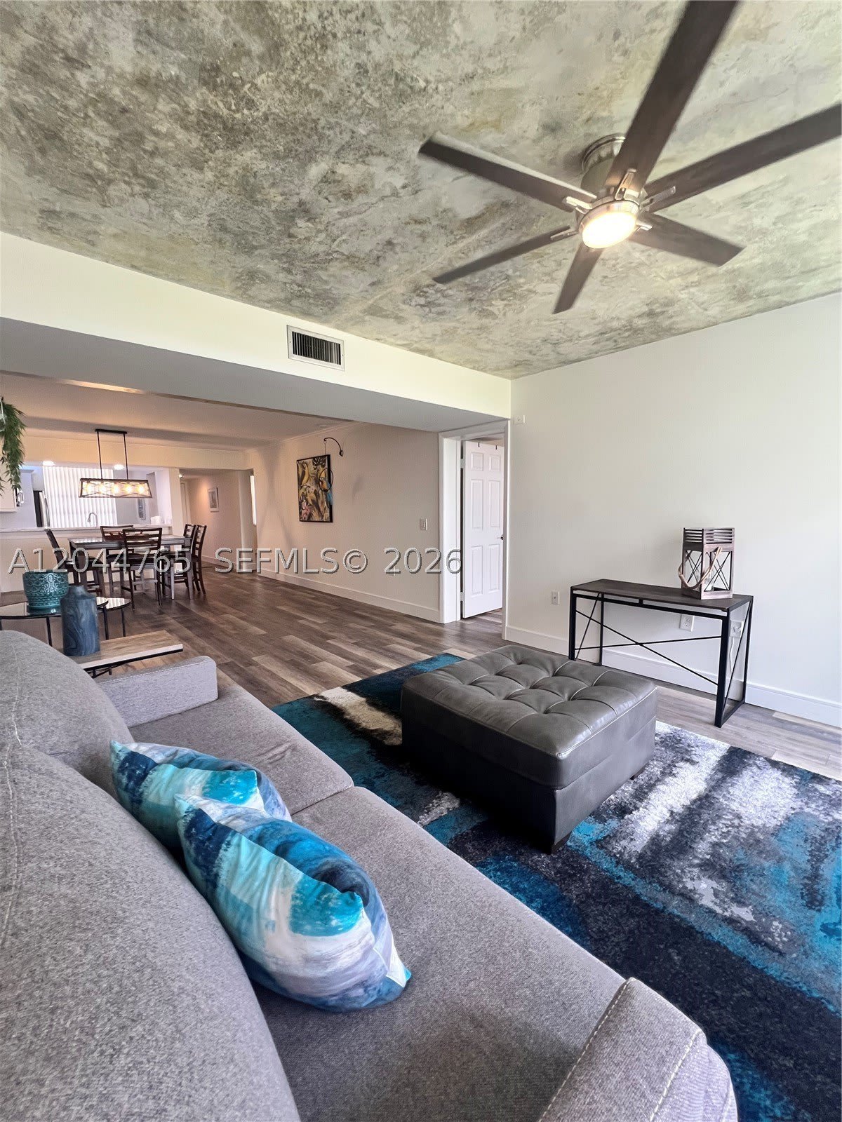 1705 Whitehall Dr – photo 4