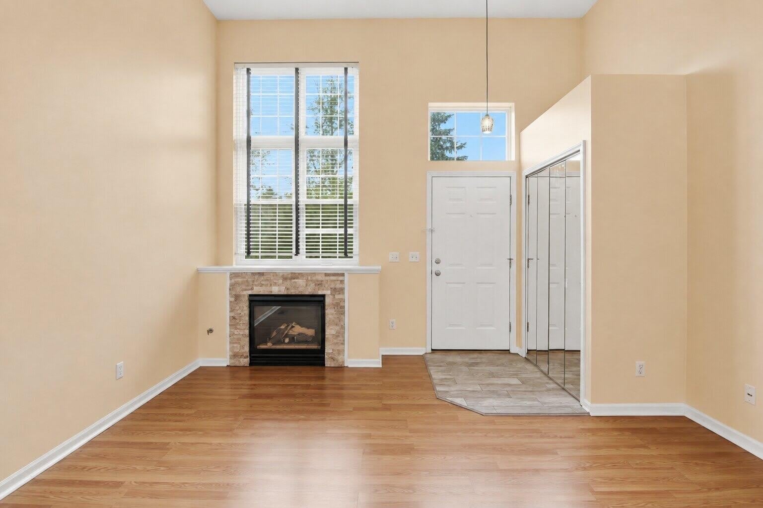 1930 Lindsay Lane – photo 5