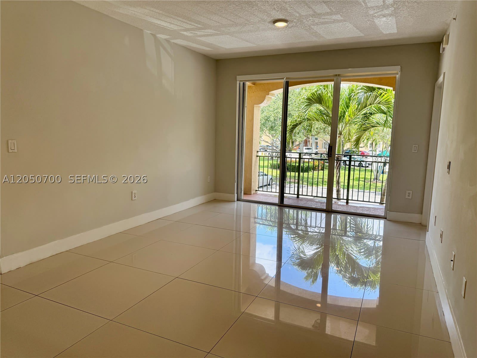 6340 E 114Th Ave – photo 4