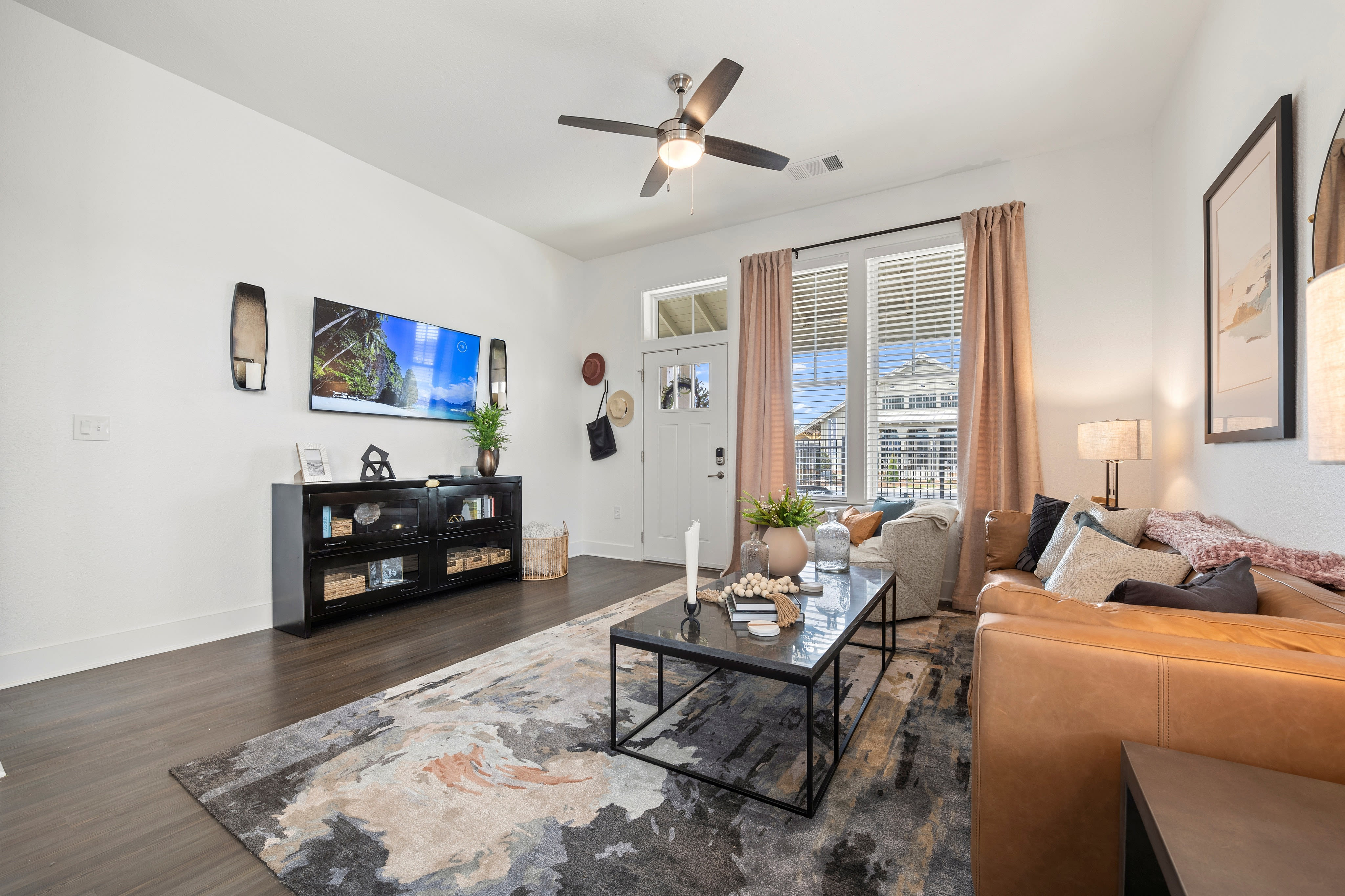 327 Hearthwood Drive – photo 4