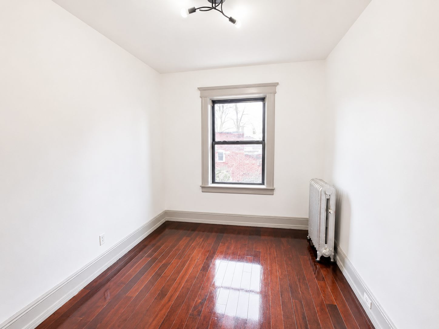 66 North Grove Street – photo 4
