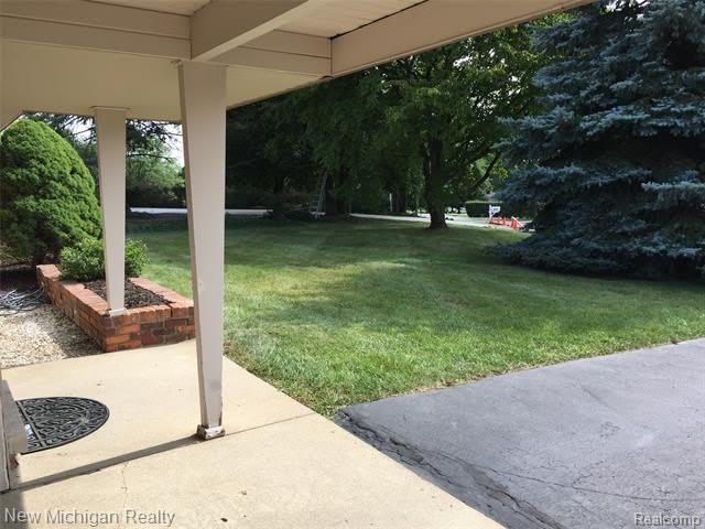 2663 COLONIAL Way – photo 2