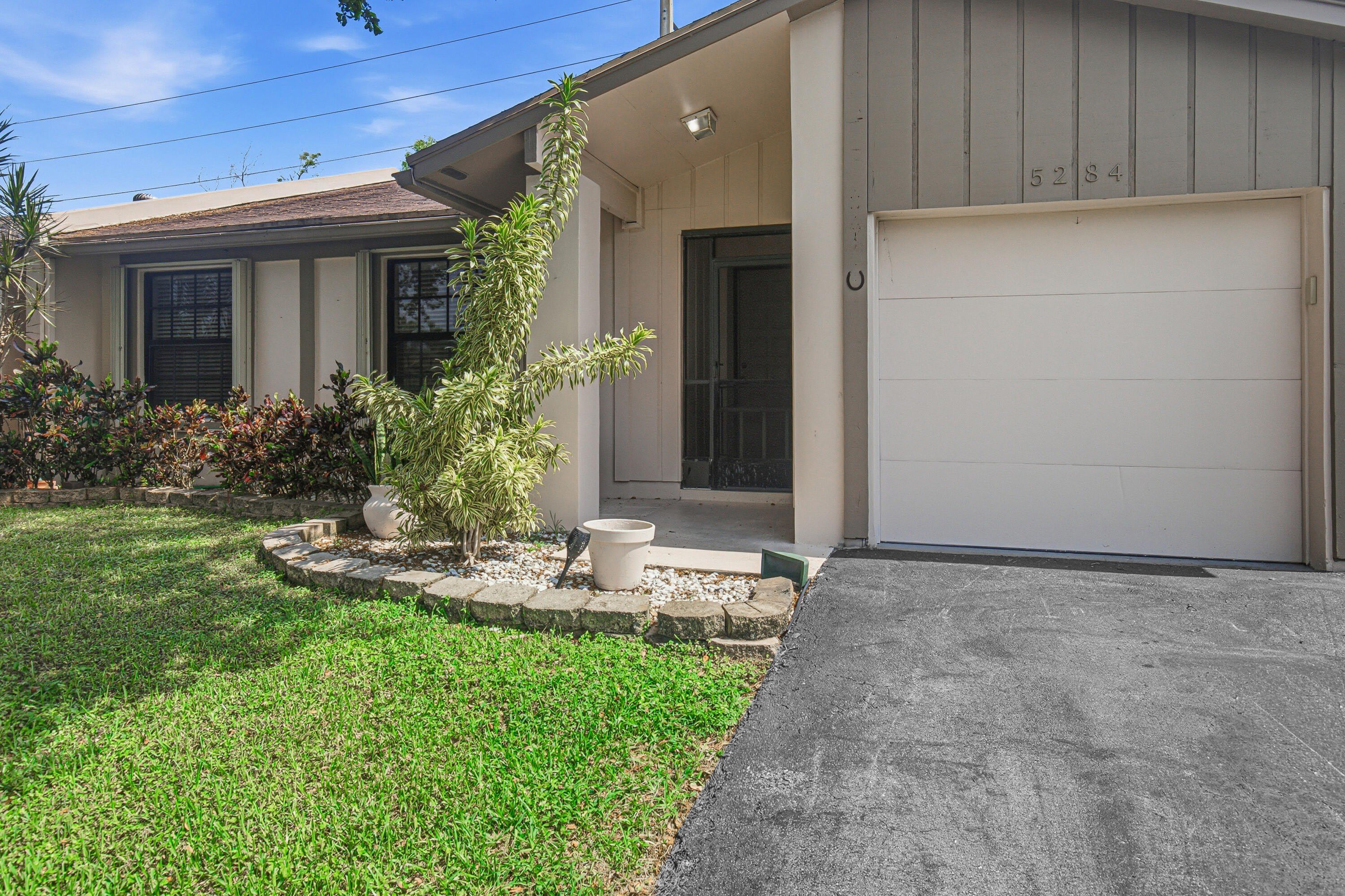 5284 Breadfruit Circle – photo 5