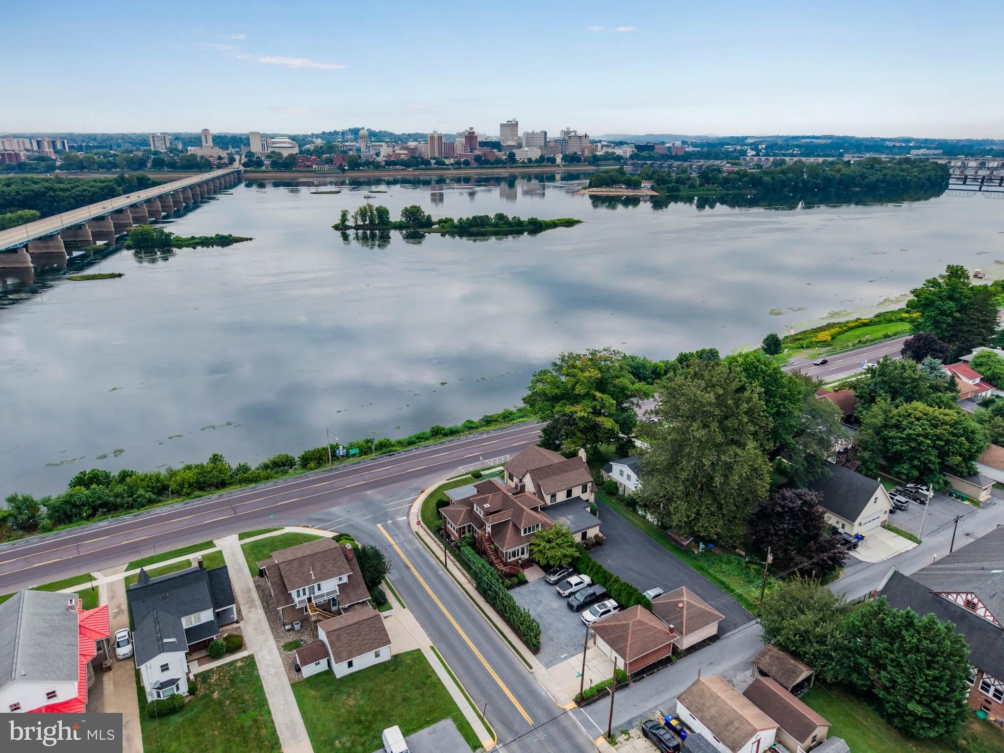 344 N FRONT Street – photo 2