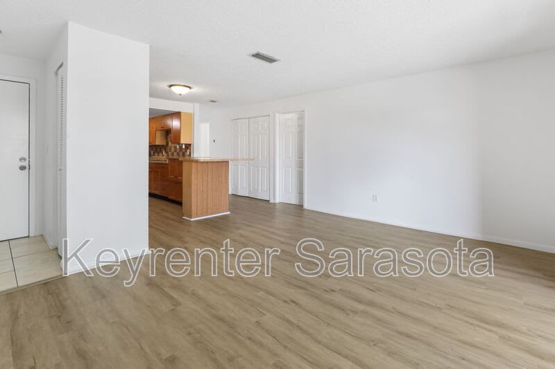 3461 Clark Rd – photo 3