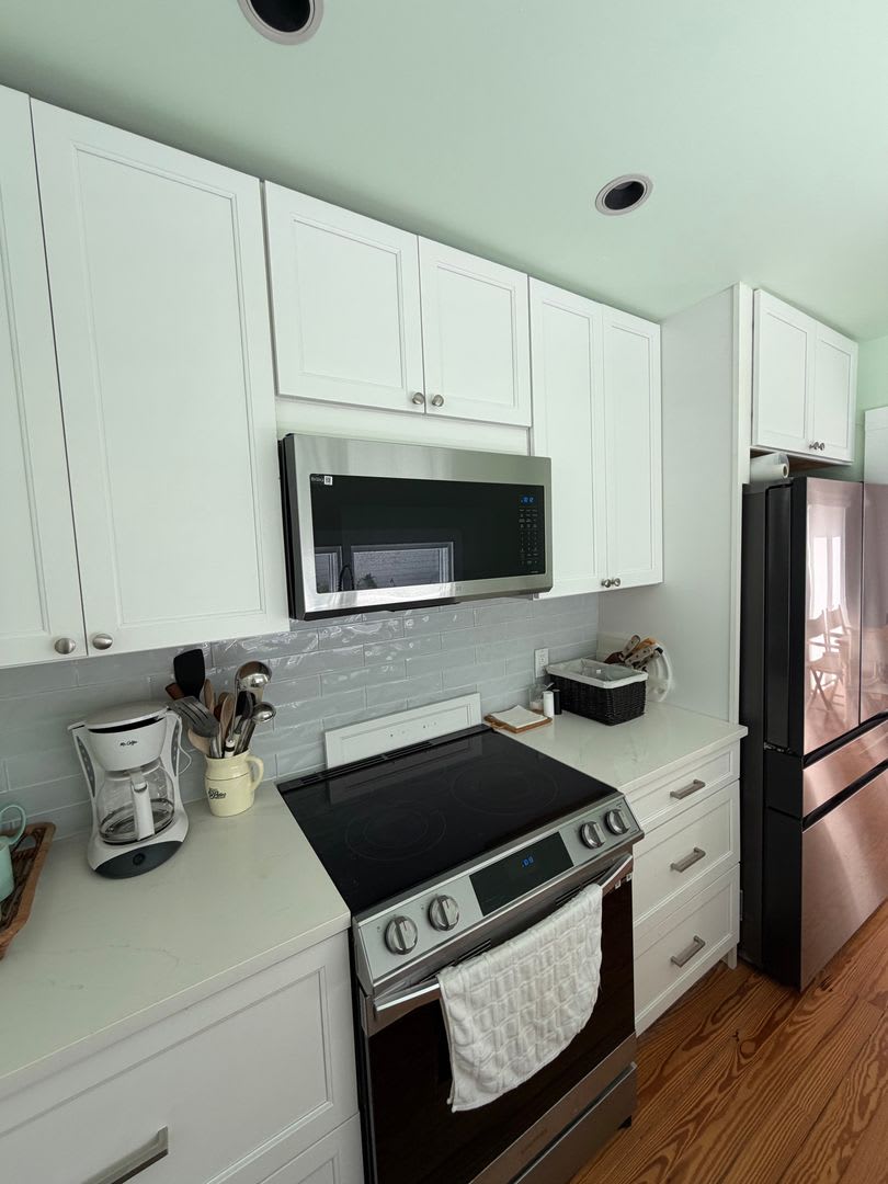 Newly Renovated 2 bed with 2.5 bath! – photo 5
