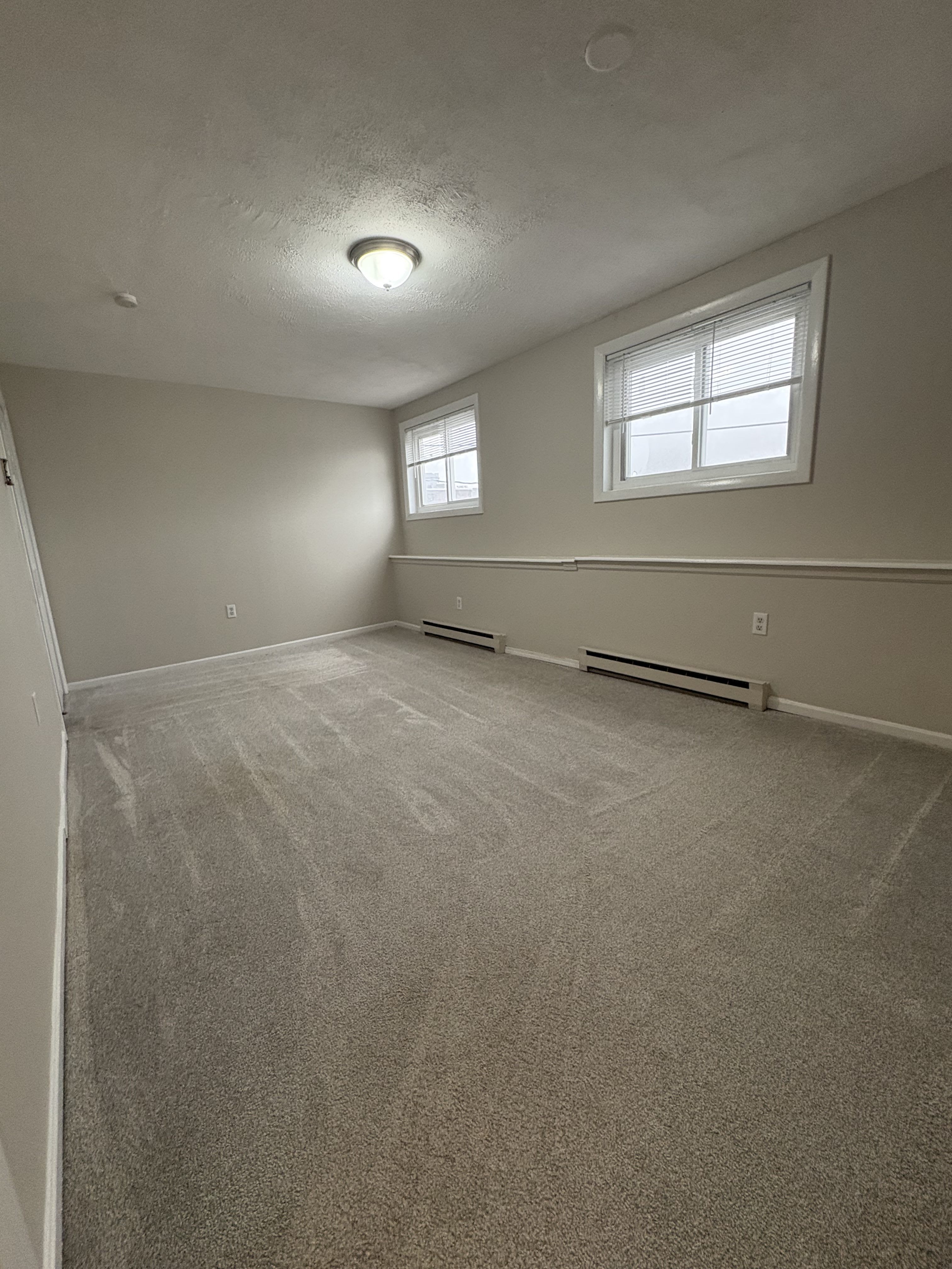 165 Main St Apt 6 – photo 1