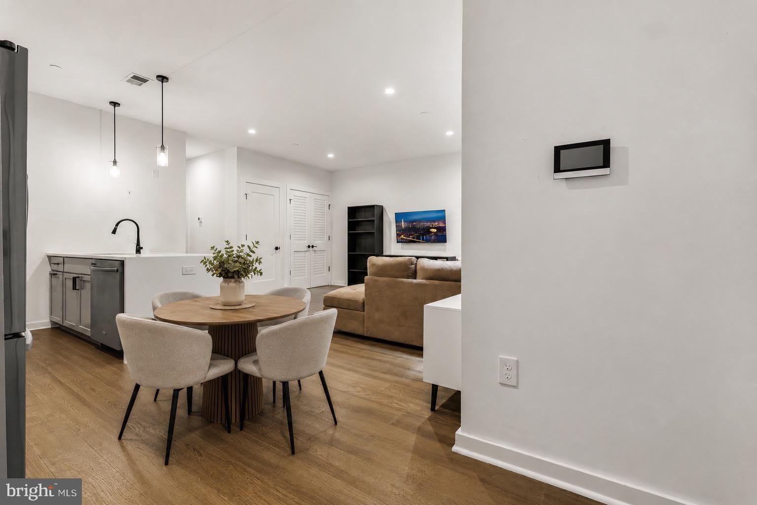 2612 University Place Nw – photo 5