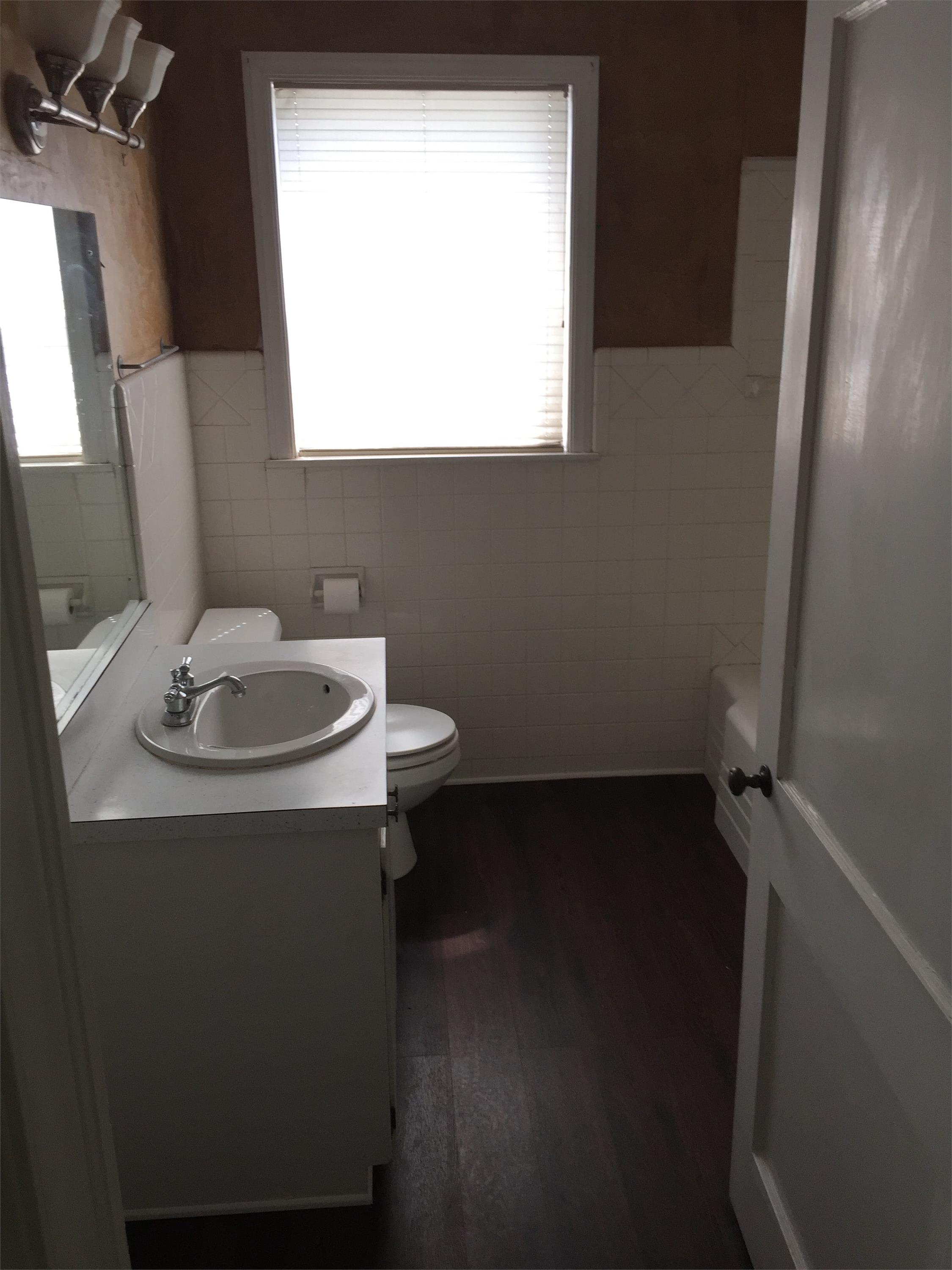 805 W Elder – photo 2