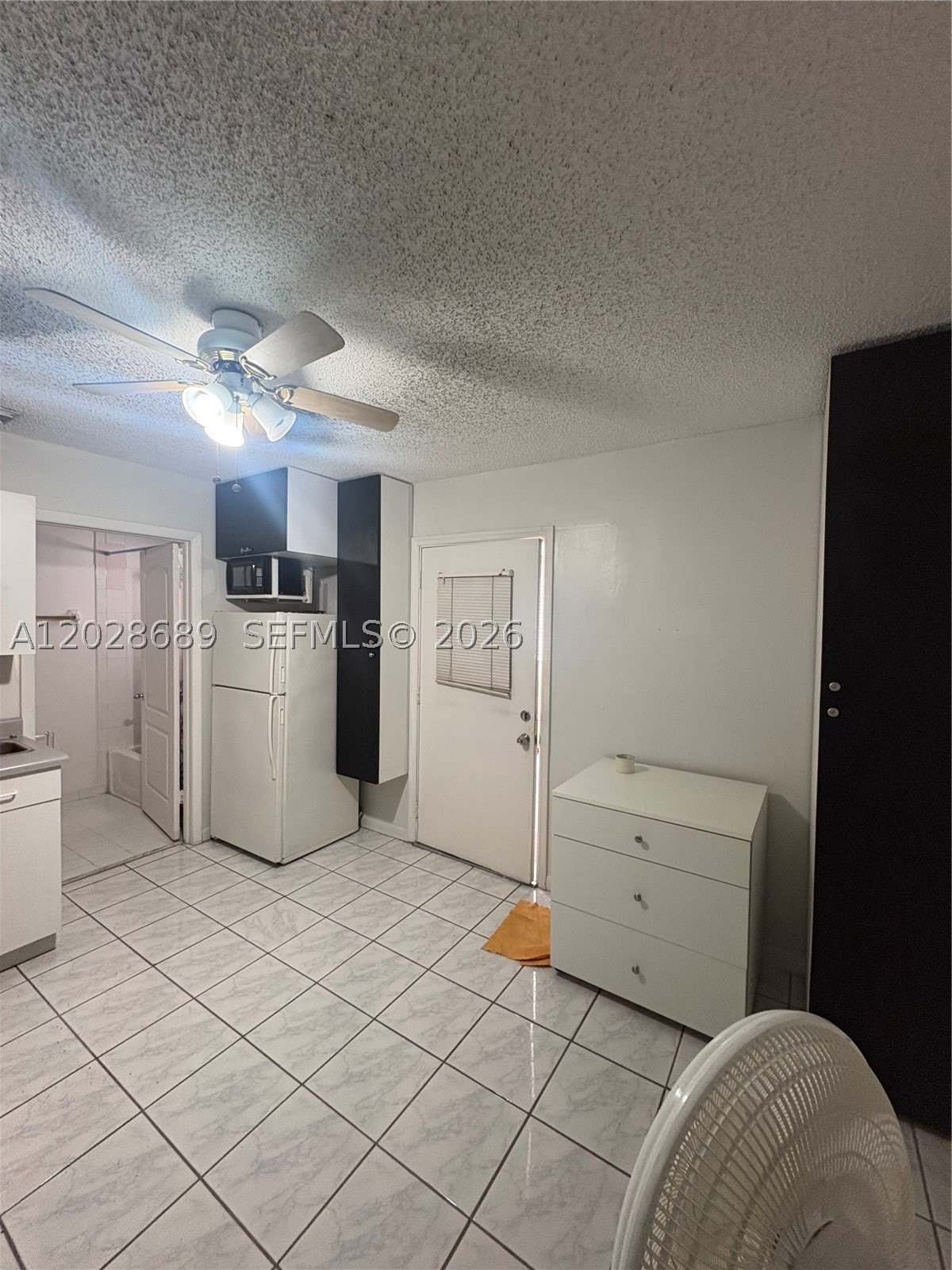 2232 W 74th Ter – photo 2