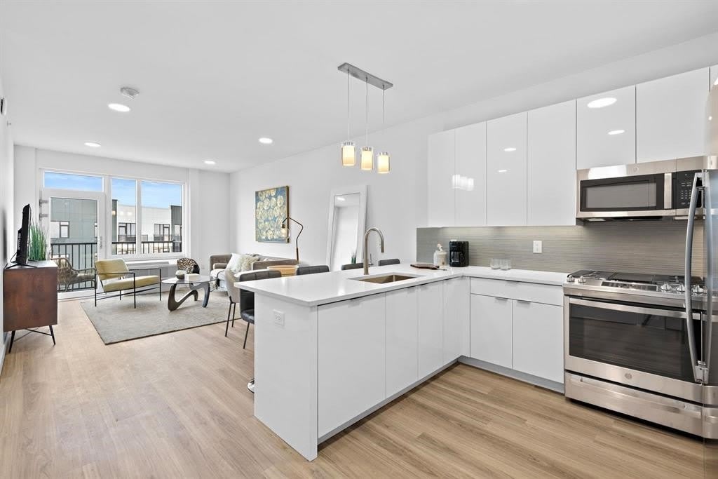 5711 JOHN F KENNEDY BLVD – photo 4