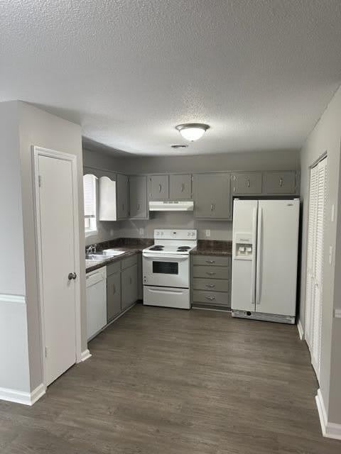 661 Village Green Drive – photo 4