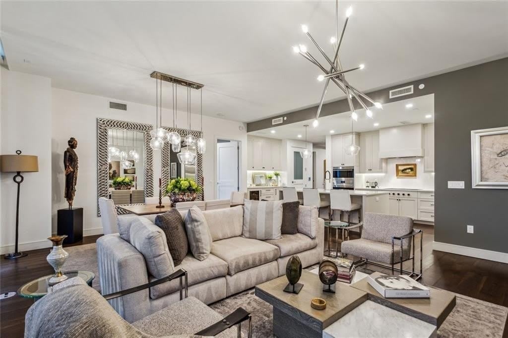 2520 Peachtree Road – photo 3