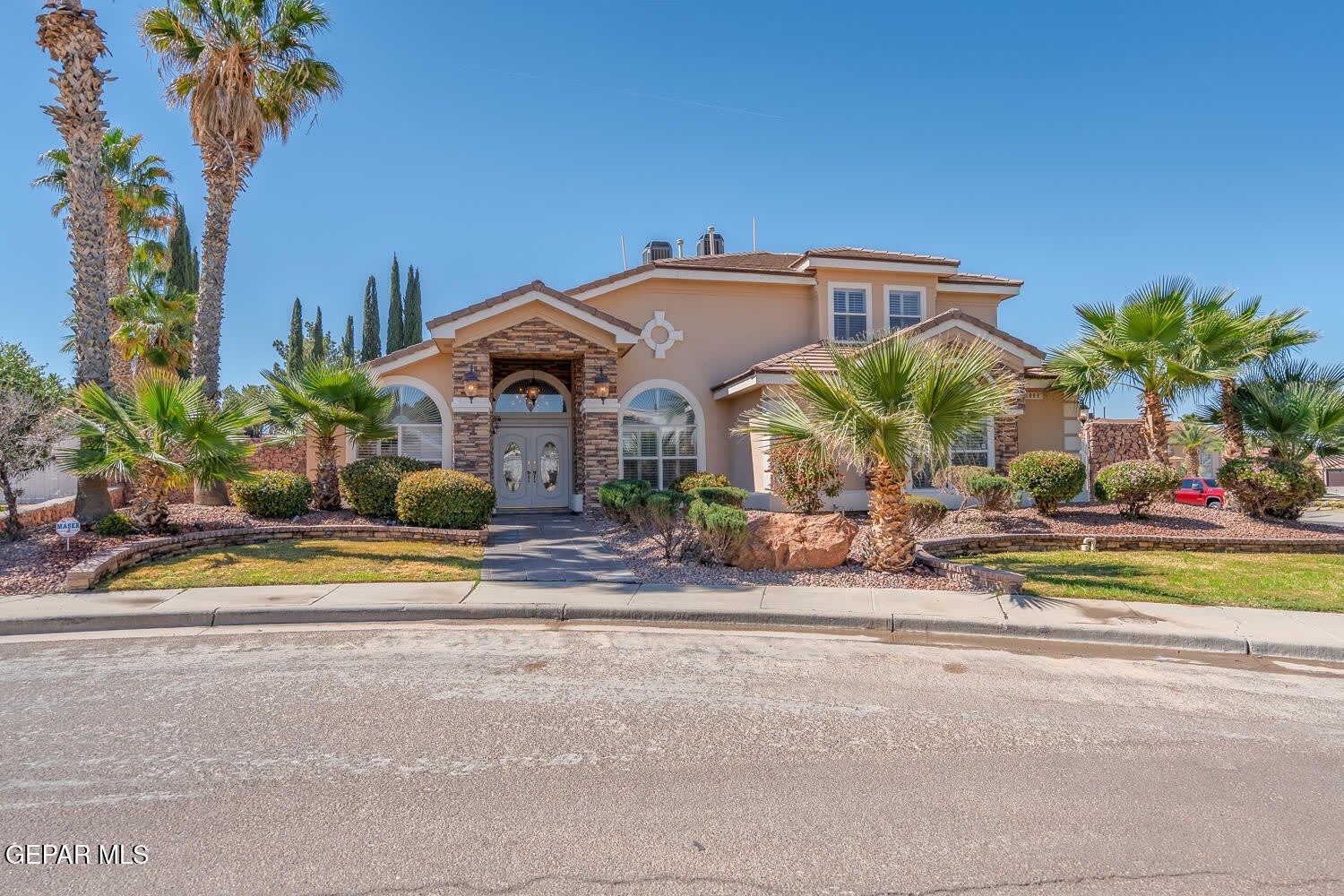 2066 PASEO DEL PRADO – photo 1