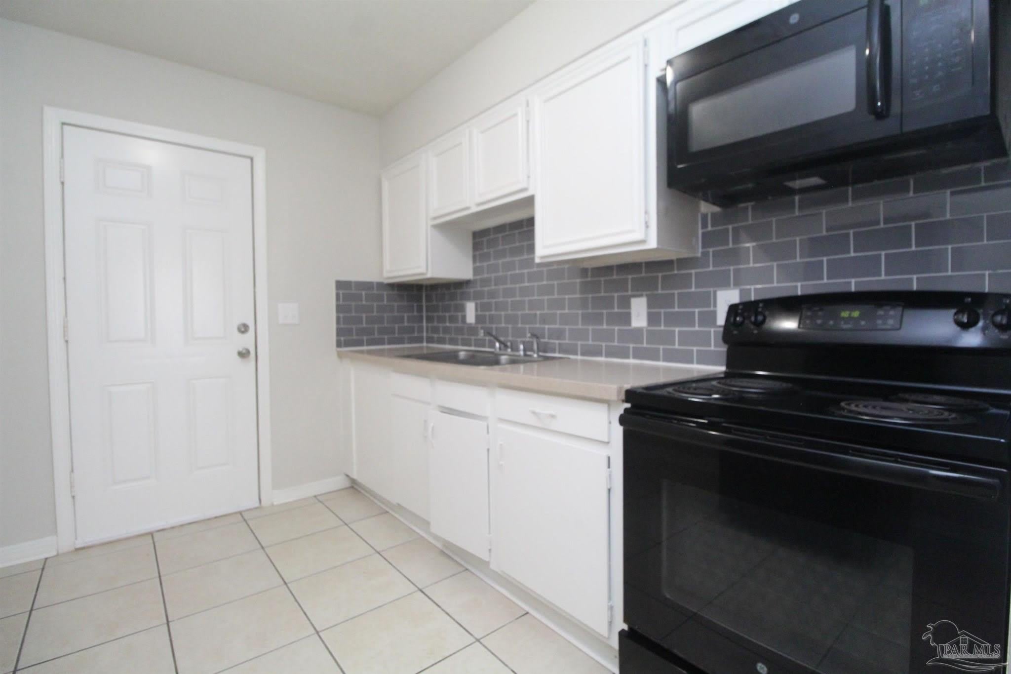 10151 Guidy Ln – photo 5