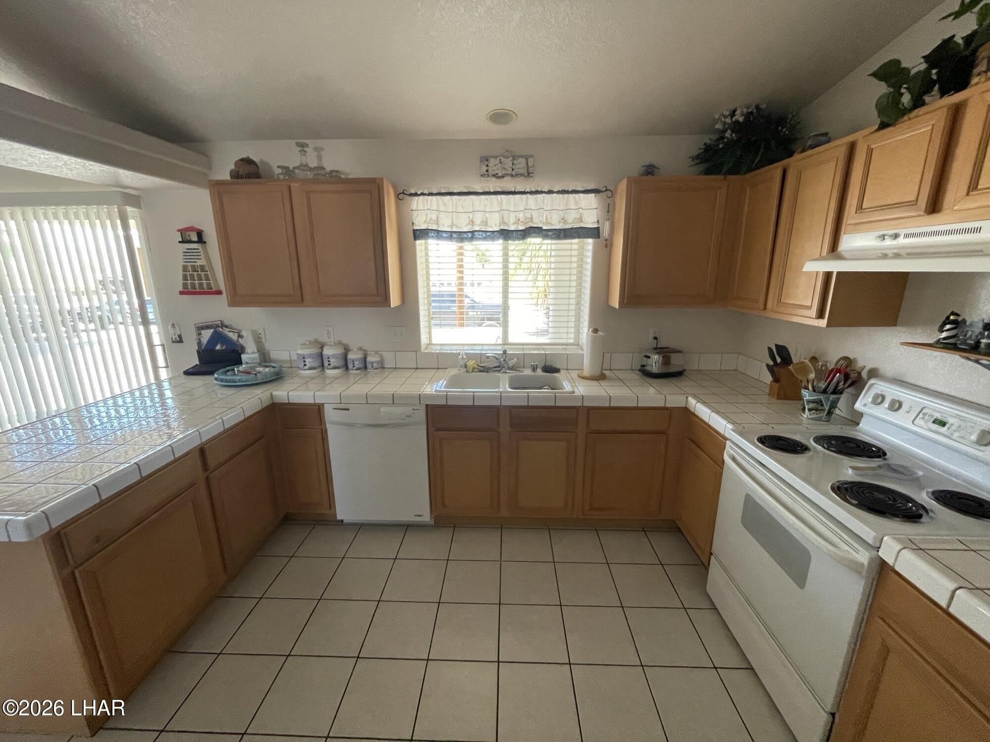2191 Constellation Ln – photo 4