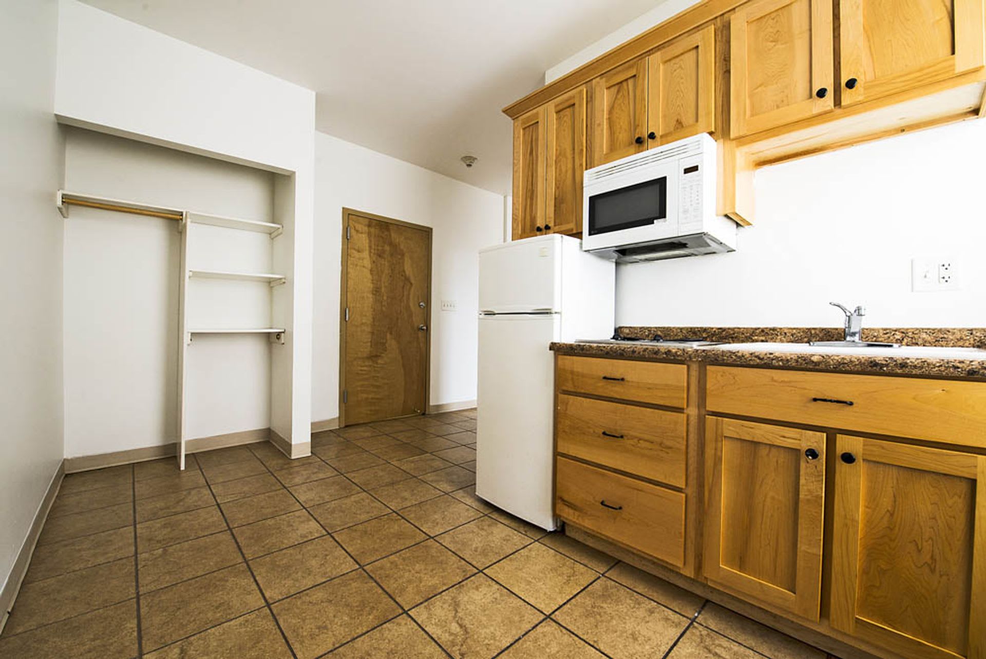 4114 W Washington Blvd – photo 4