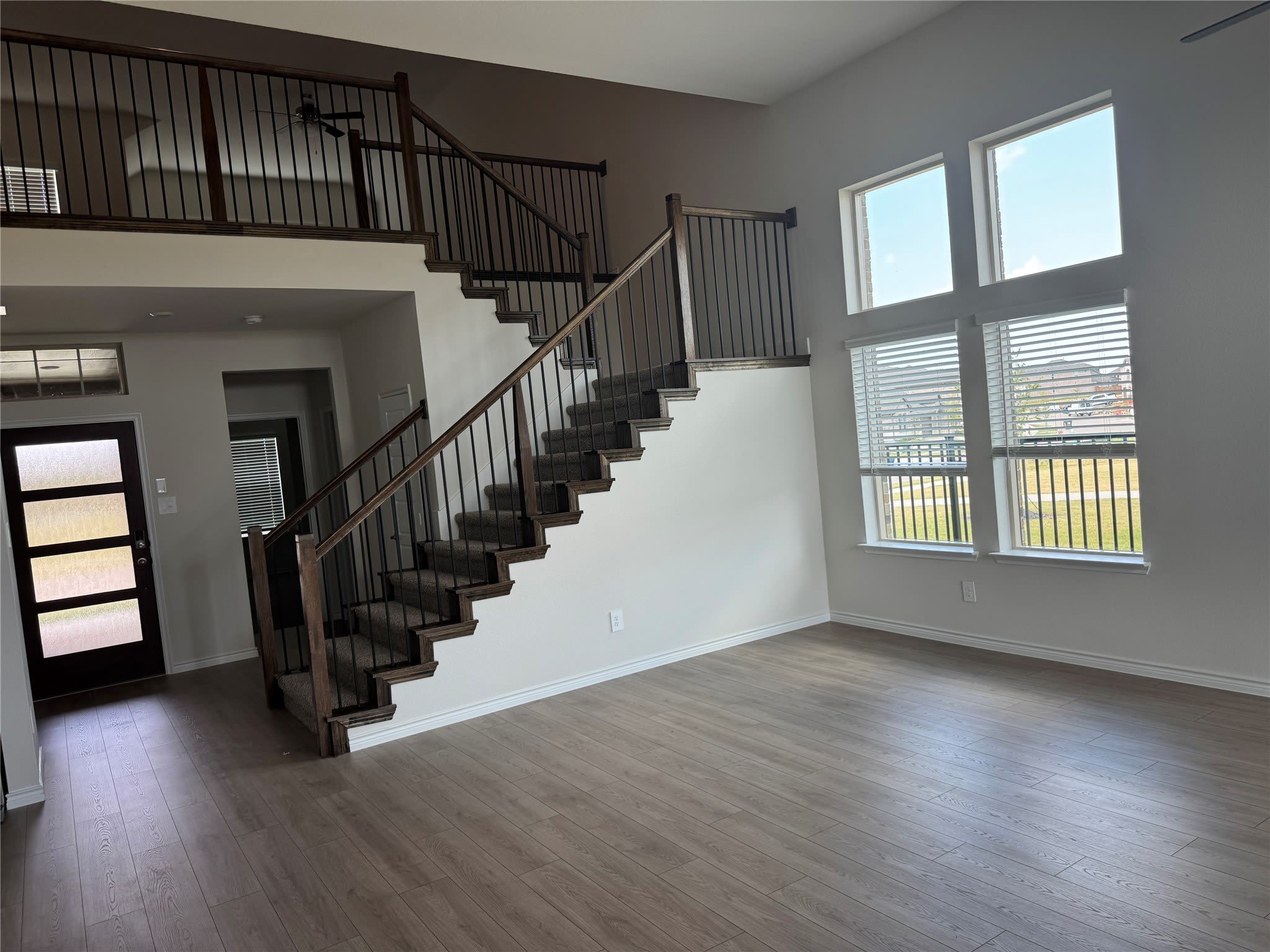 2516 Grapevine Way – photo 5