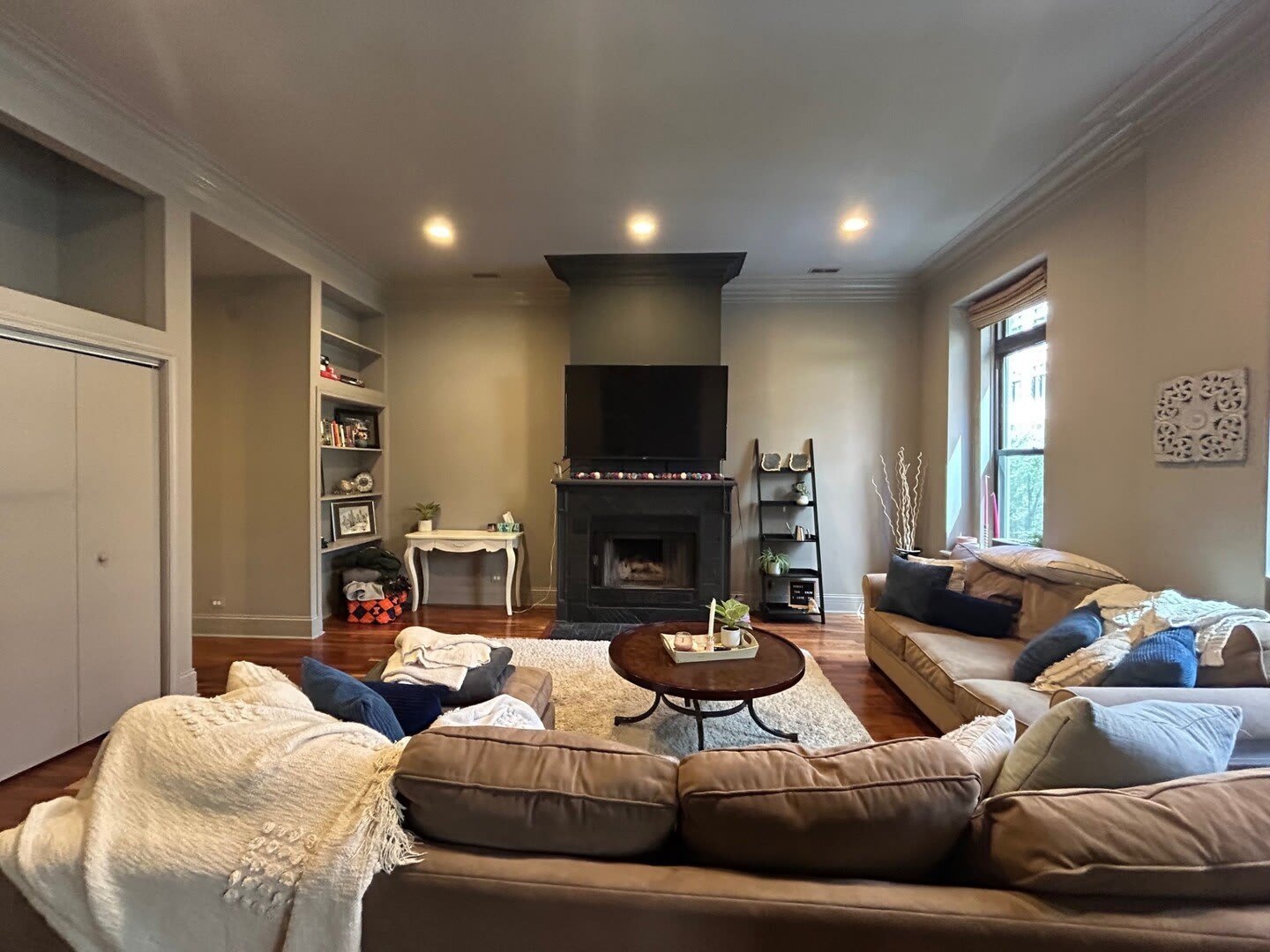15 E Pearson Street – photo 3