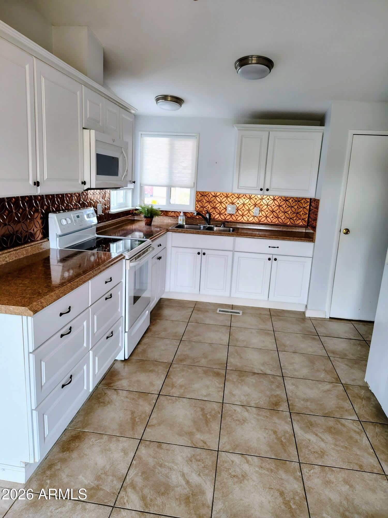 6058 S Cypress Point Drive – photo 2
