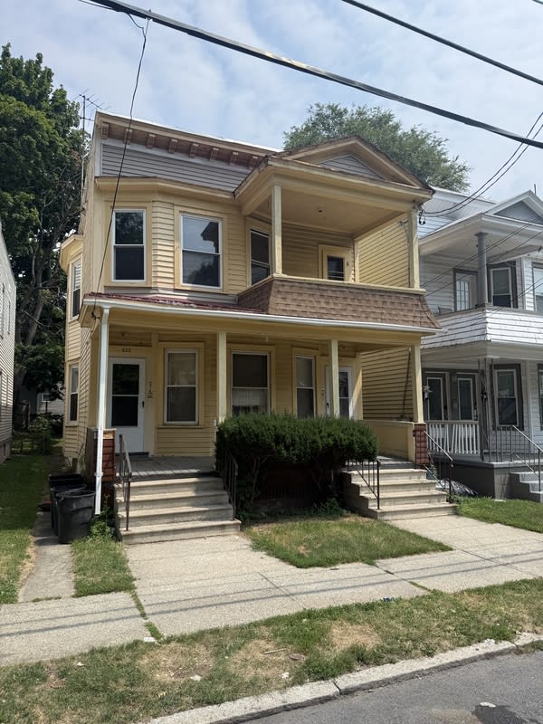 635 Myrtle Avenue – photo 1