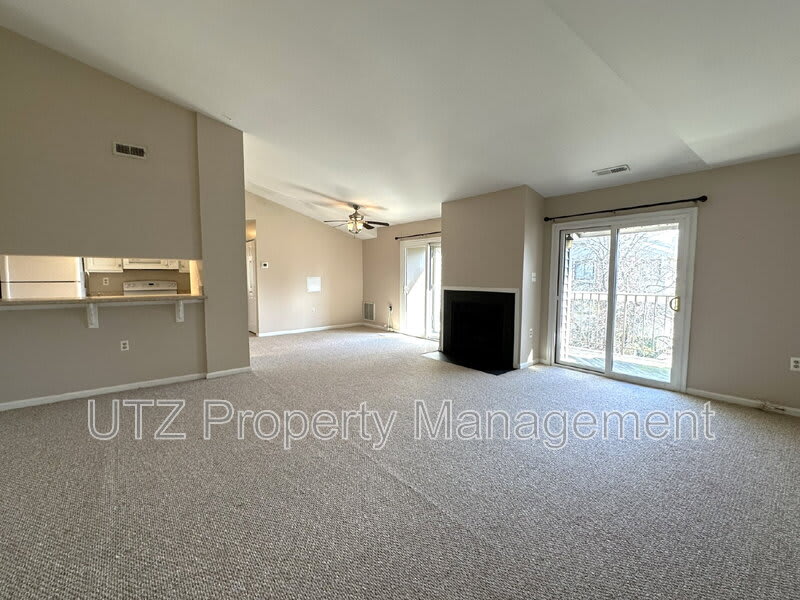 1111 Castle Harbour Way – photo 4