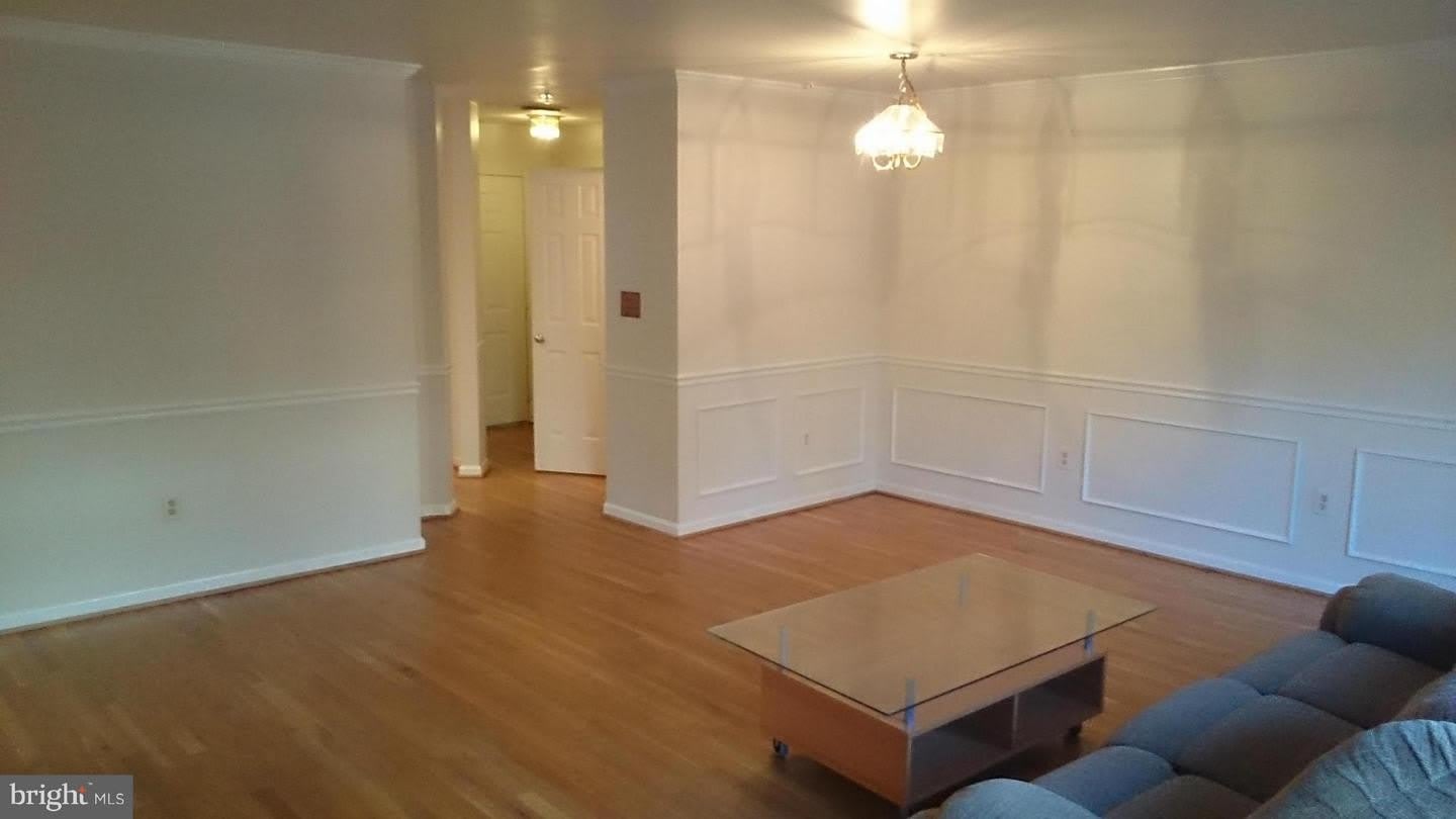 618 TAZEWELL ST N – photo 5