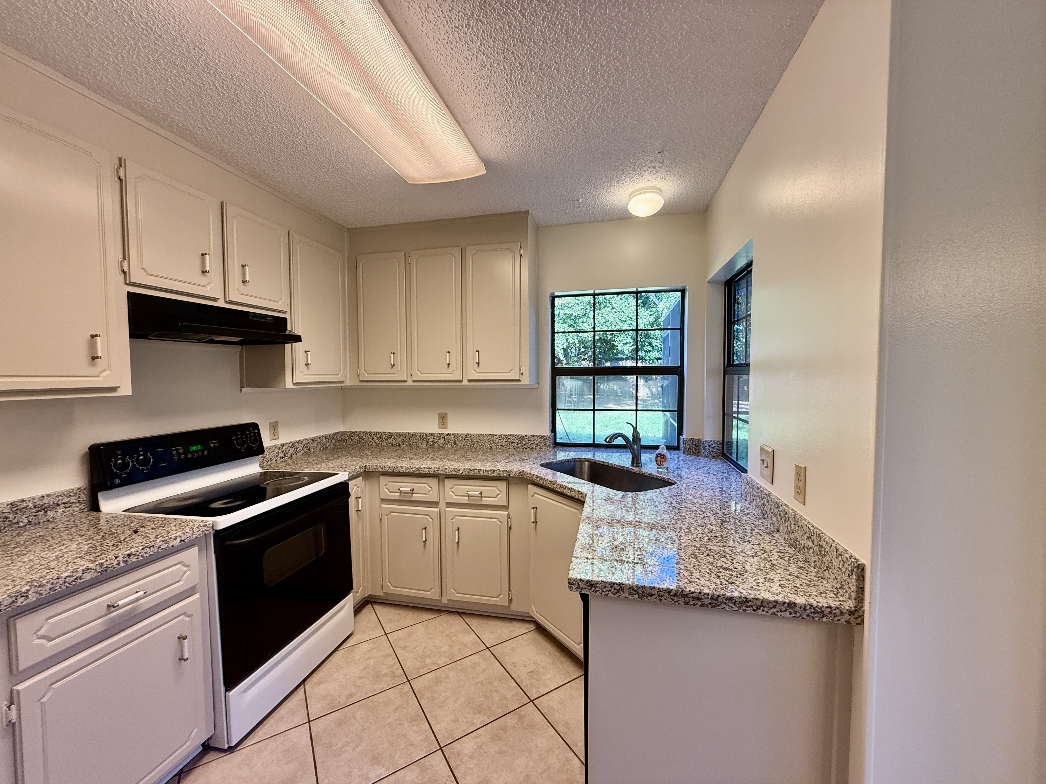 1516 Portside Dr – photo 5