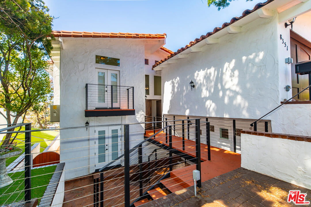 8351 Zitola Terrace – photo 2