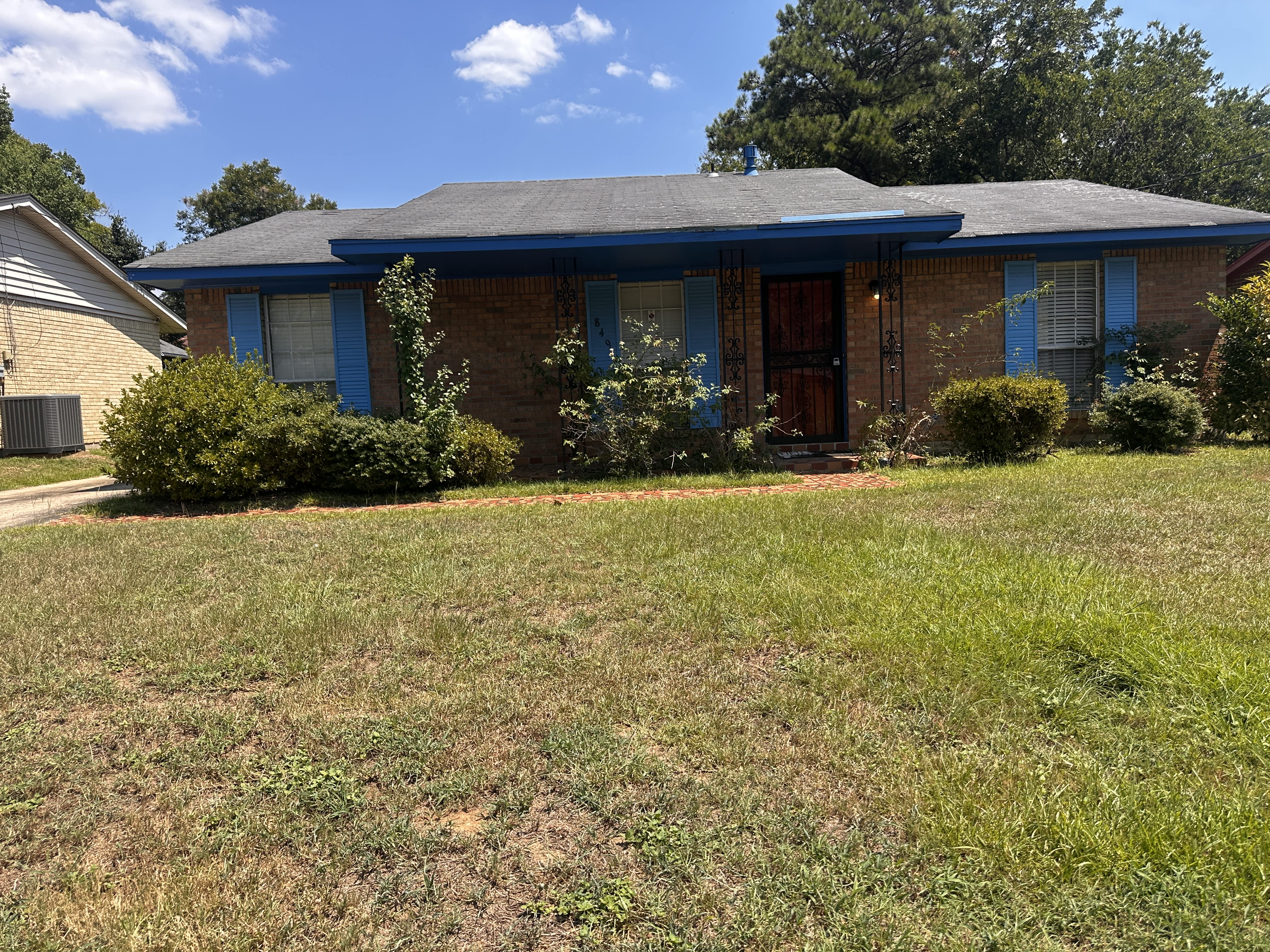 849 Alma Dr – photo 1