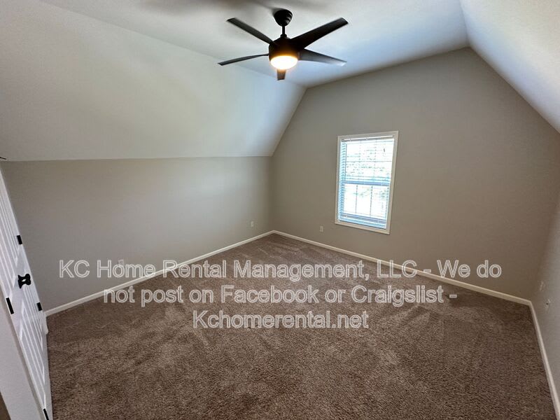 8608 W 165Th Pl – photo 2