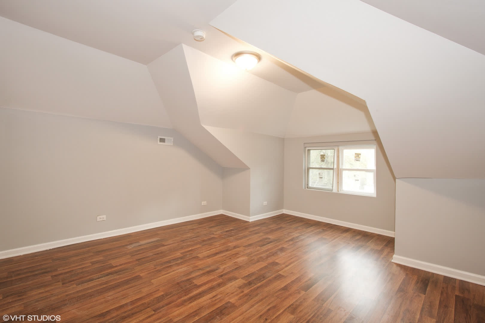 Newly Remodeled Ready To Move In House – photo 4