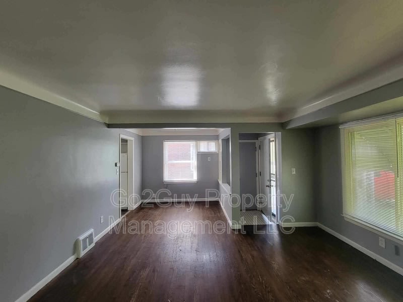 9554 Westwood – photo 5