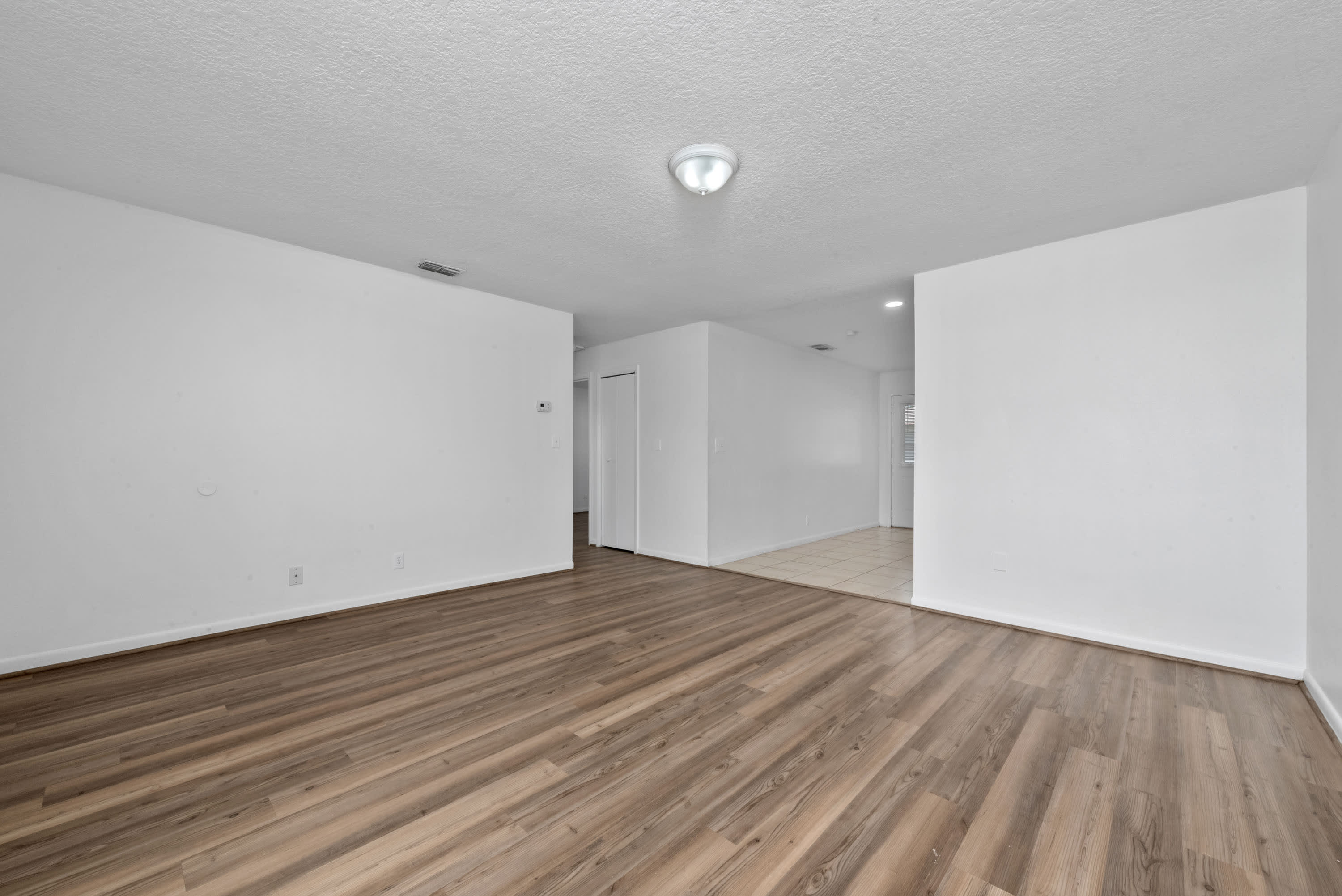 909 West Orange Street – photo 3